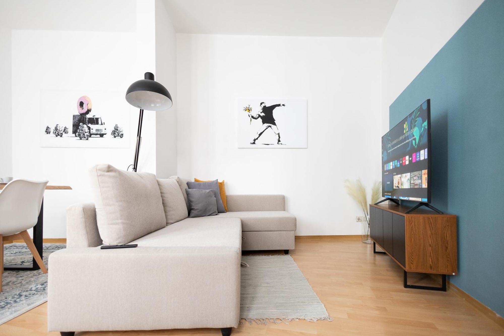 Ko-Living Space An Der Oper - Street Art Design Apartments Хале Екстериор снимка