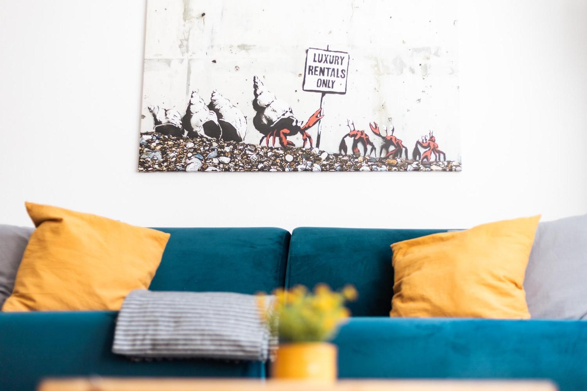 Ko-Living Space An Der Oper - Street Art Design Apartments Хале Екстериор снимка