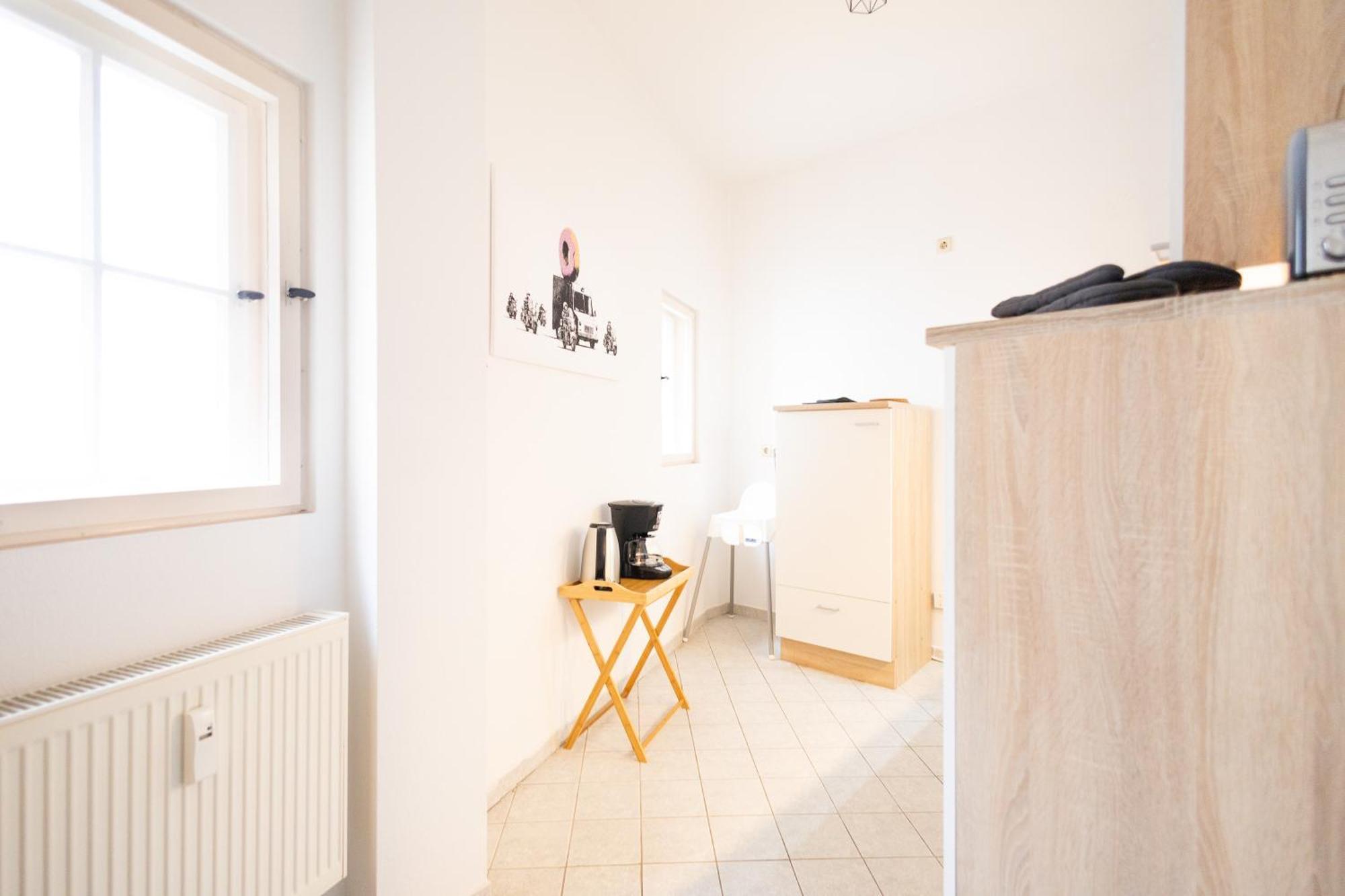 Ko-Living Space An Der Oper - Street Art Design Apartments Хале Екстериор снимка
