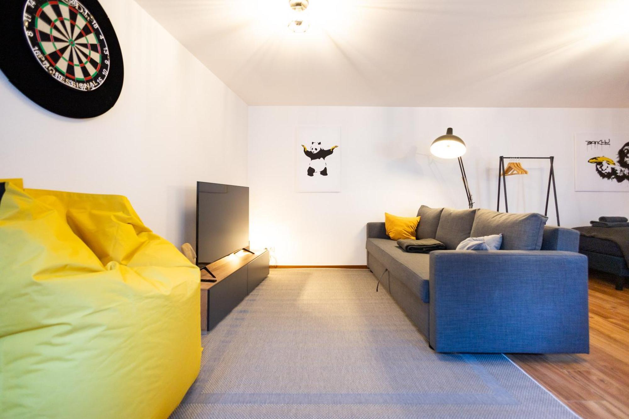 Ko-Living Space An Der Oper - Street Art Design Apartments Хале Екстериор снимка