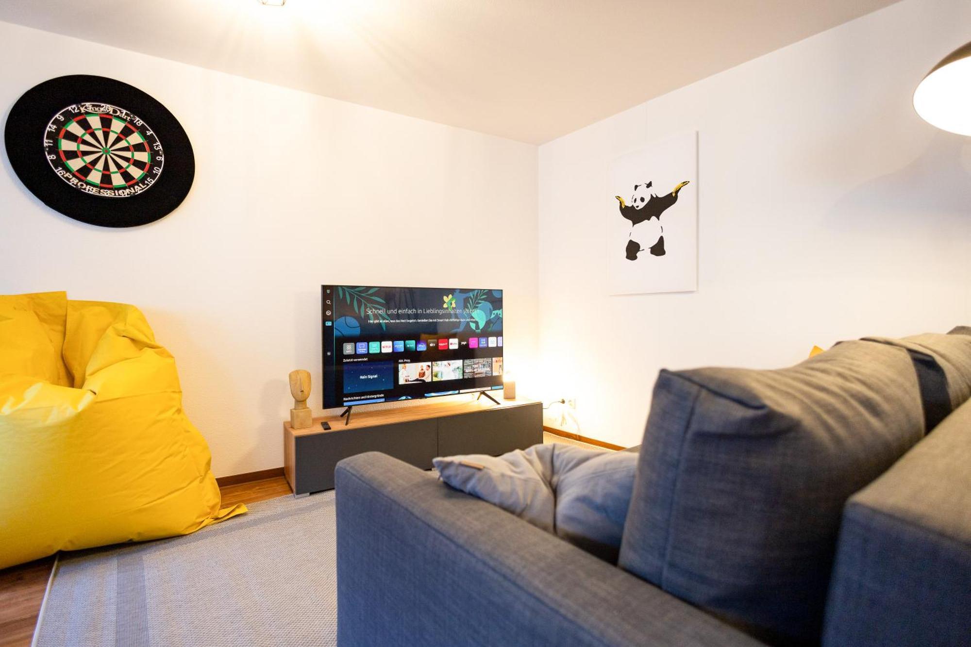 Ko-Living Space An Der Oper - Street Art Design Apartments Хале Екстериор снимка