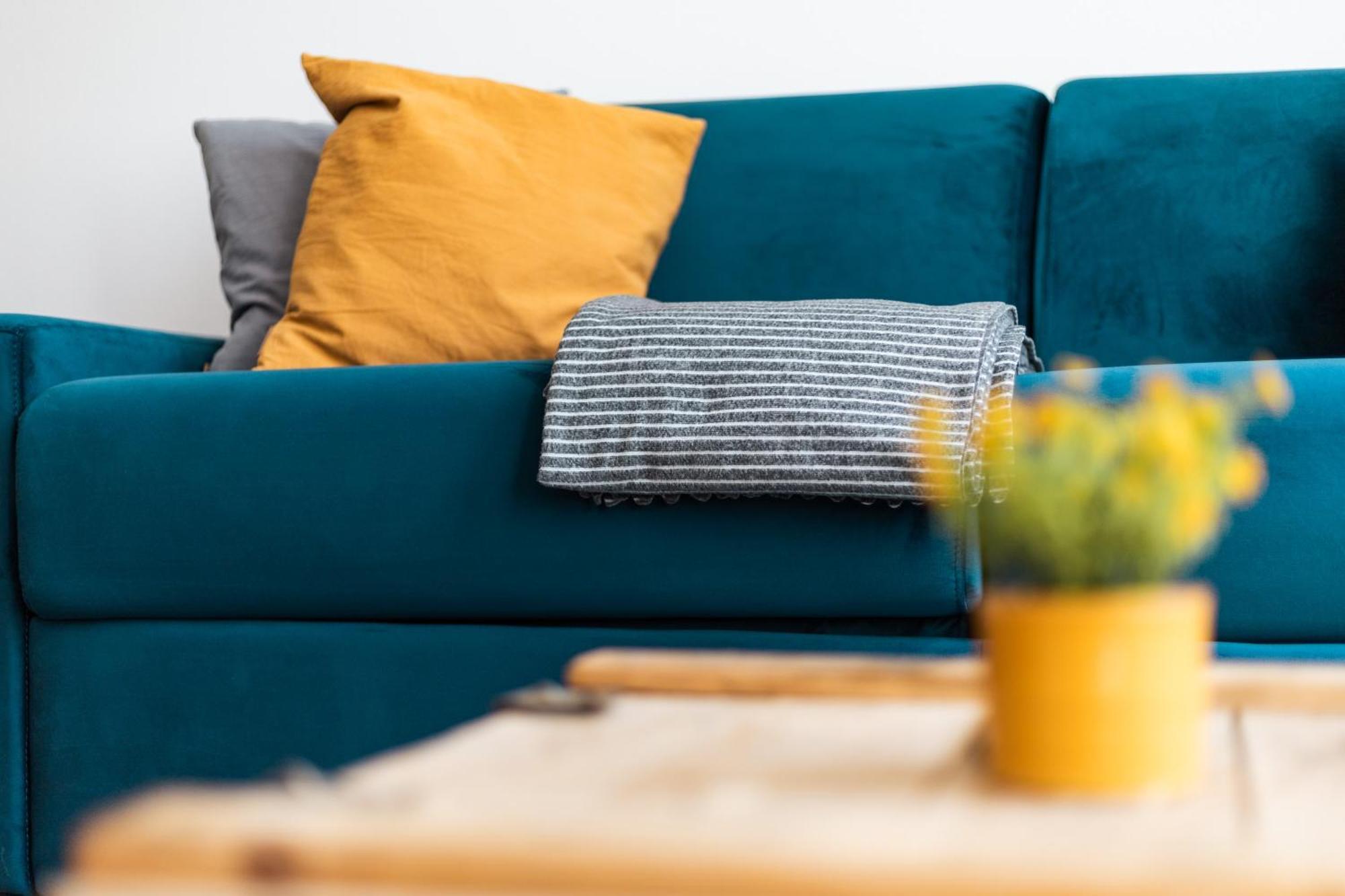 Ko-Living Space An Der Oper - Street Art Design Apartments Хале Екстериор снимка