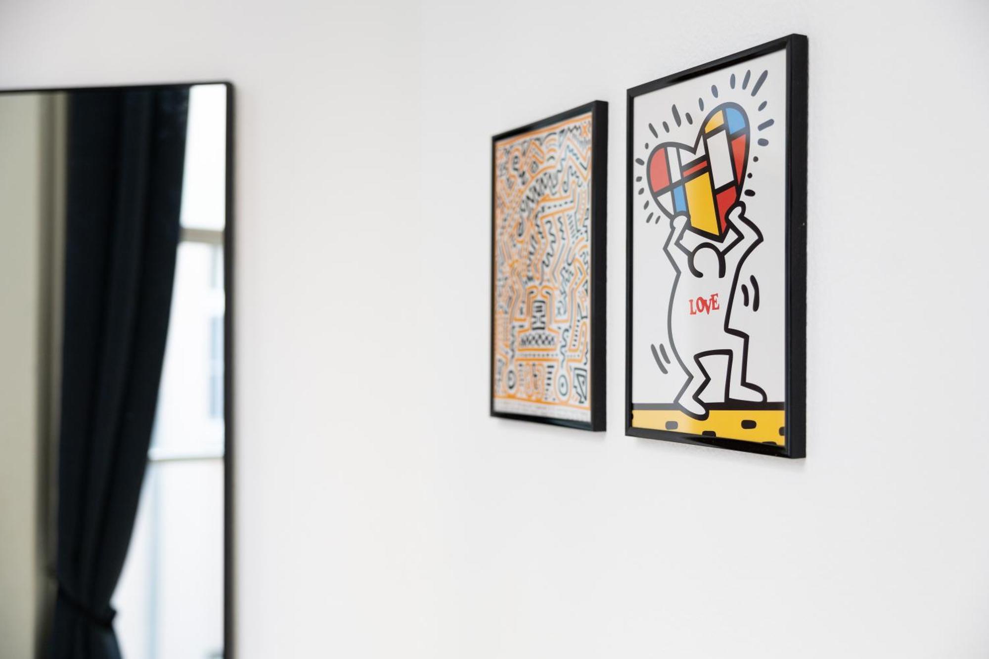 Ko-Living Space An Der Oper - Street Art Design Apartments Хале Екстериор снимка