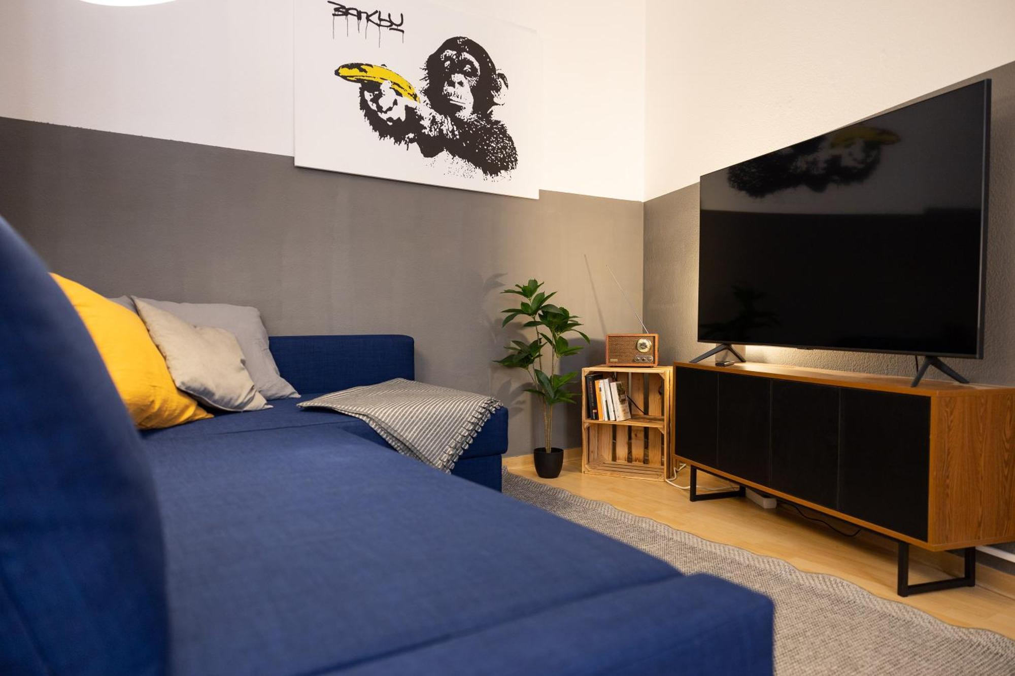 Ko-Living Space An Der Oper - Street Art Design Apartments Хале Екстериор снимка